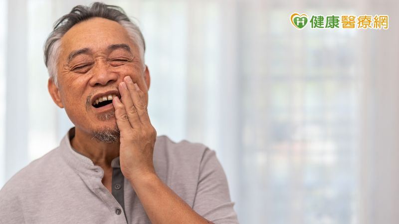 口腔癌侵蝕下顎骨 3D列印導航手術助病人重建咀嚼功能