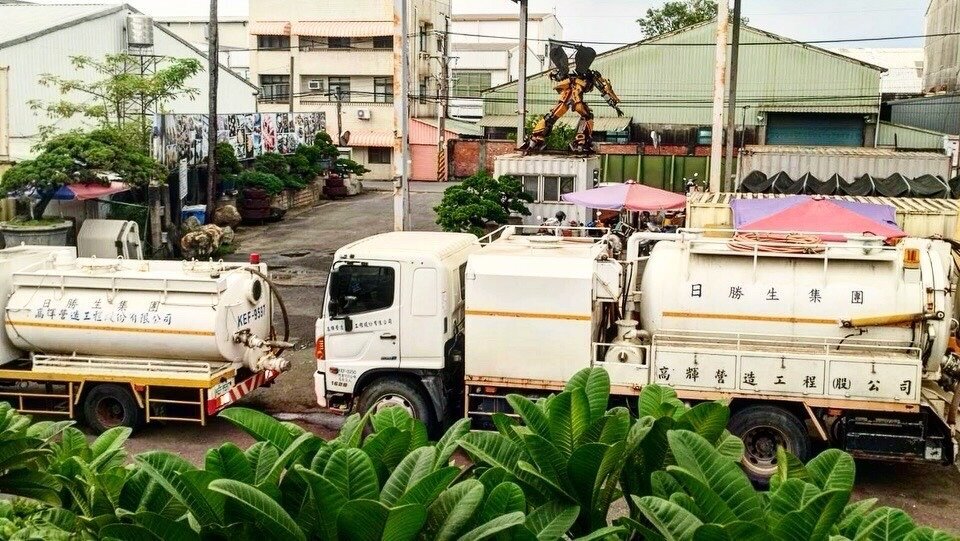 機具超人來了!建商攜手下水道廠商馳援花蓮光復清淤