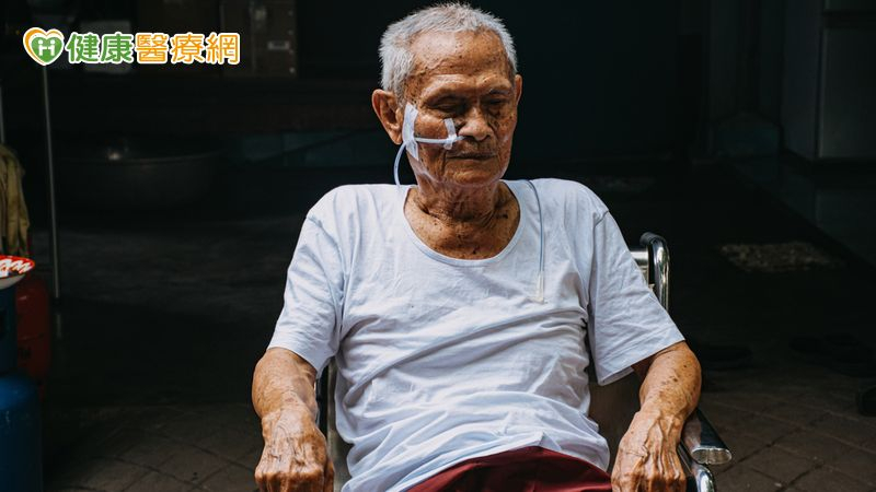 七旬翁成功治癒中風卻留吞嚥困難後遺症 AI輔助評估助逐步擺脫鼻胃管