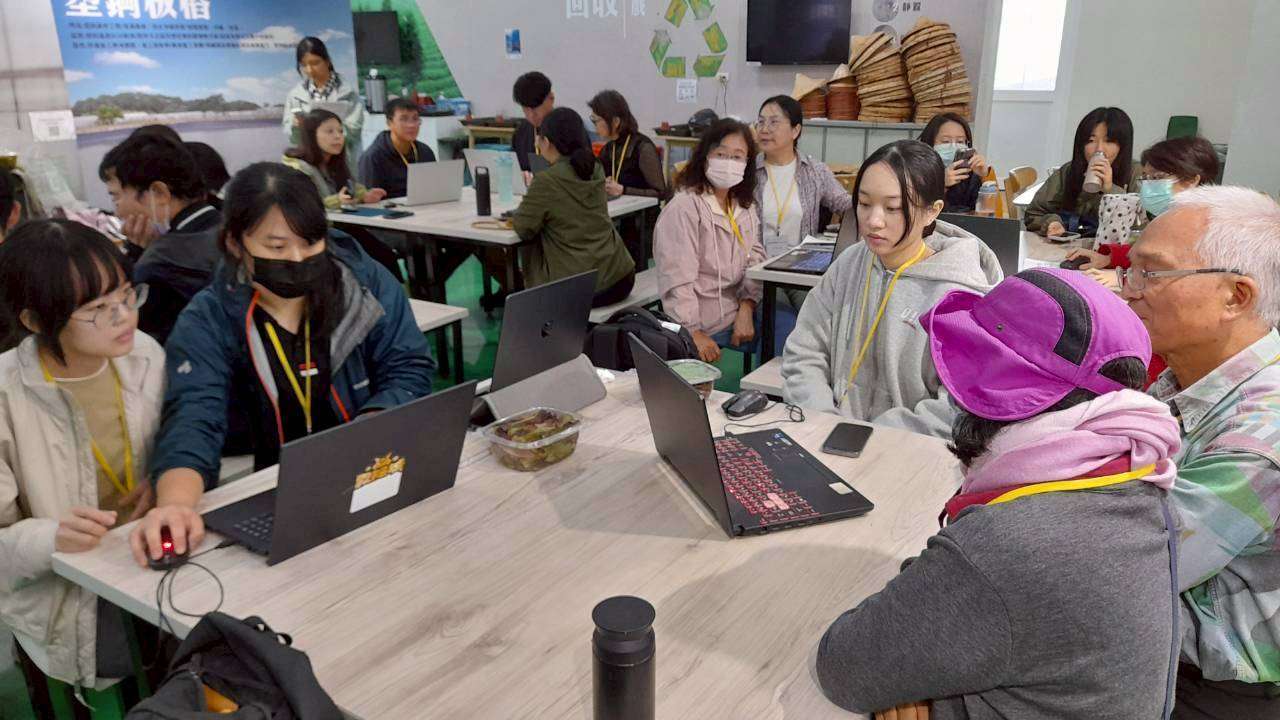 桃園環保局舉辦AI應用工作坊 提升環教場域行銷力 ge6g56 3