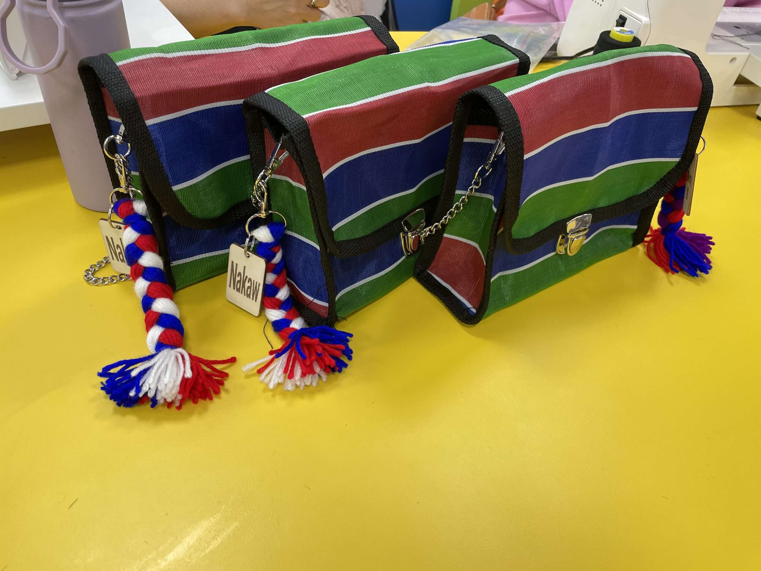 原住民LV包是茄芷袋結合原民風所產生潮包 scaled