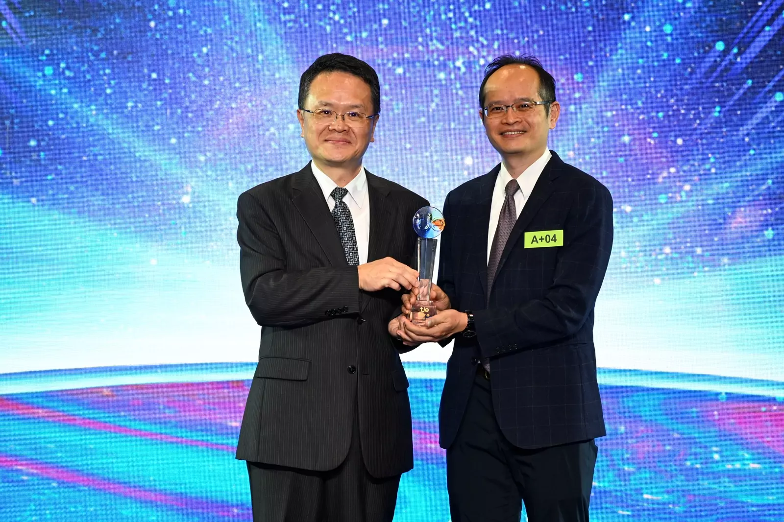 06 中原大學化工系劉偉仁右獲得iENA特別獎。圖為同作品於2025年台灣創新技術博覽會榮獲