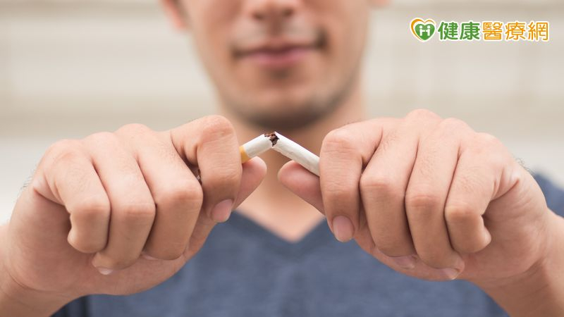 研究:戒菸者記憶力、語言能力退化減緩!戒10年失智風險與從未吸菸者相似