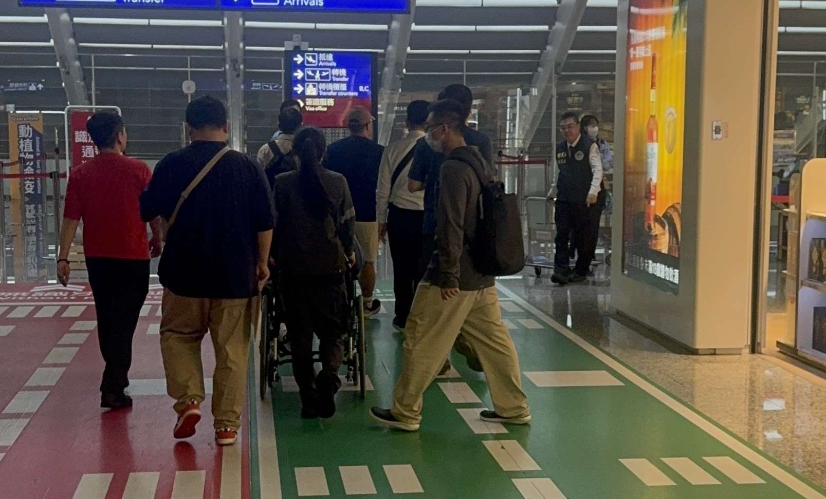 11F48B9255 D7FD 4B92 8ADD 4E15108F82AA