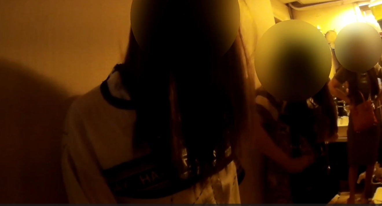 桃園公寓藏應召集團!警攻堅查獲12名應召女、6男客 1762482051956