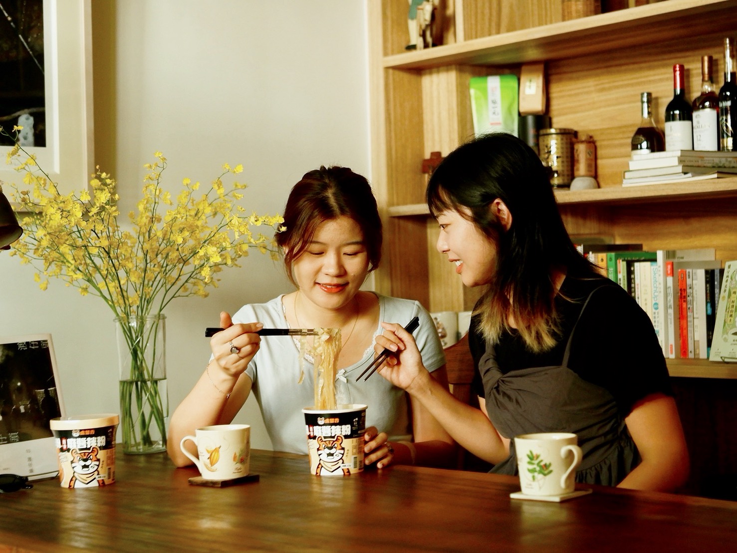 「泡麵新霸主」虎留香再出擊!新品「醋香麻醬拌粉」掀話題 2 3