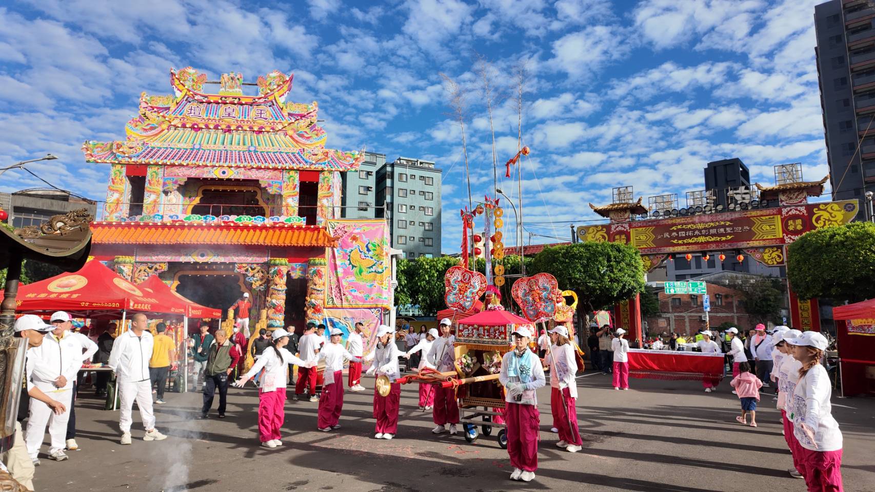 「桃園媽」出巡踏訪十五街庒 慈護宮展開三日祈福行程 250434 0