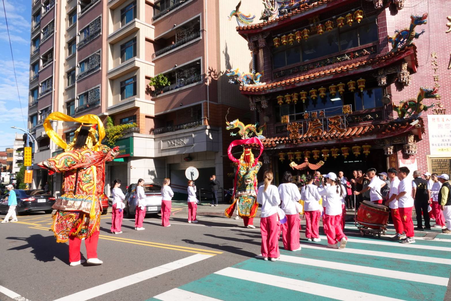 「桃園媽」出巡踏訪十五街庒 慈護宮展開三日祈福行程 250438 0