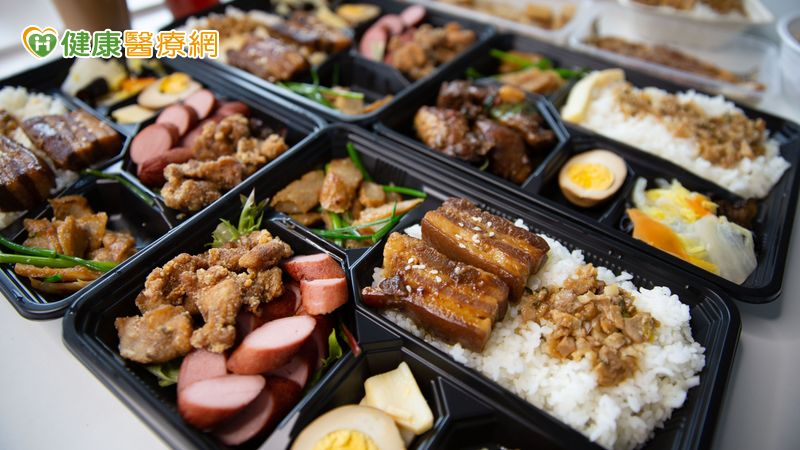 為什麼糖尿病常伴隨高血脂?醫師解析原因、族群風險與檢查重點