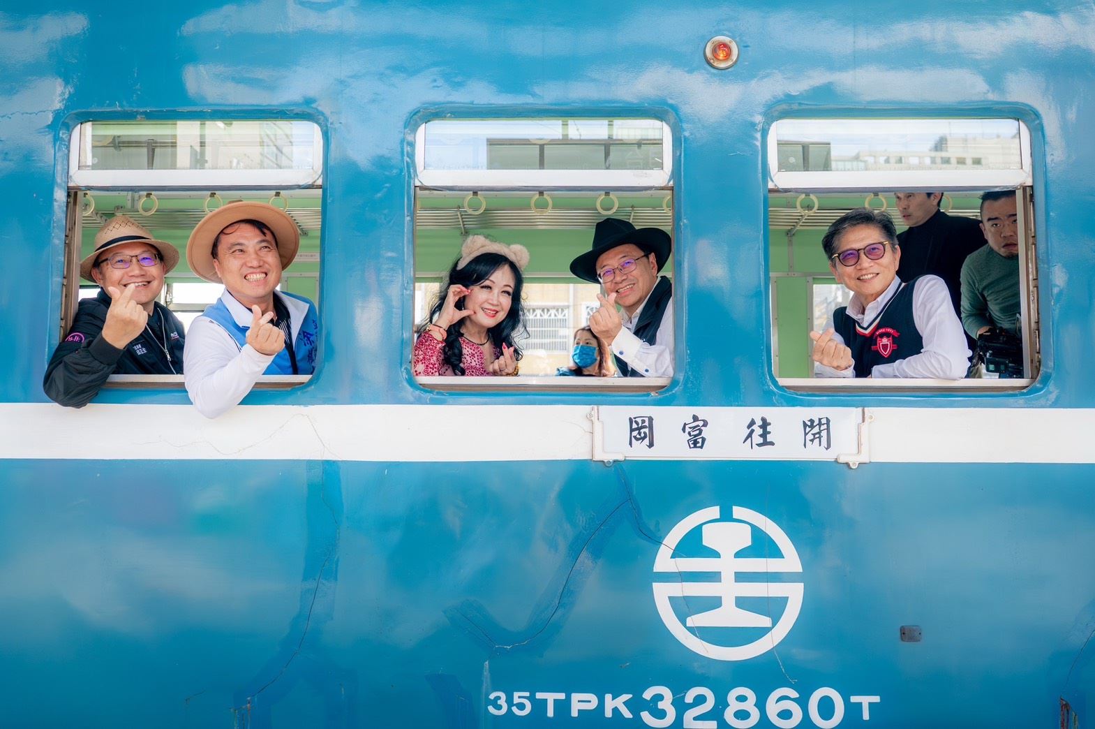 桃園富岡鐵道藝術生活節盛大開幕 完成數位集章拿限量i-dle舒華明信片