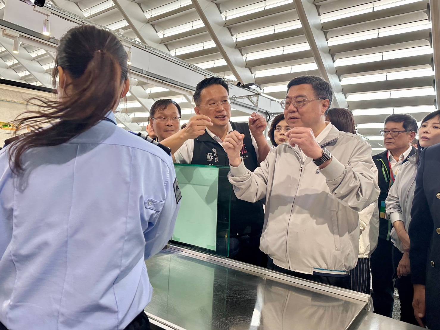 卓榮泰視察桃園機場防豬瘟 蘇俊賓提三大戰場籲中央地方協力防疫 412854 0