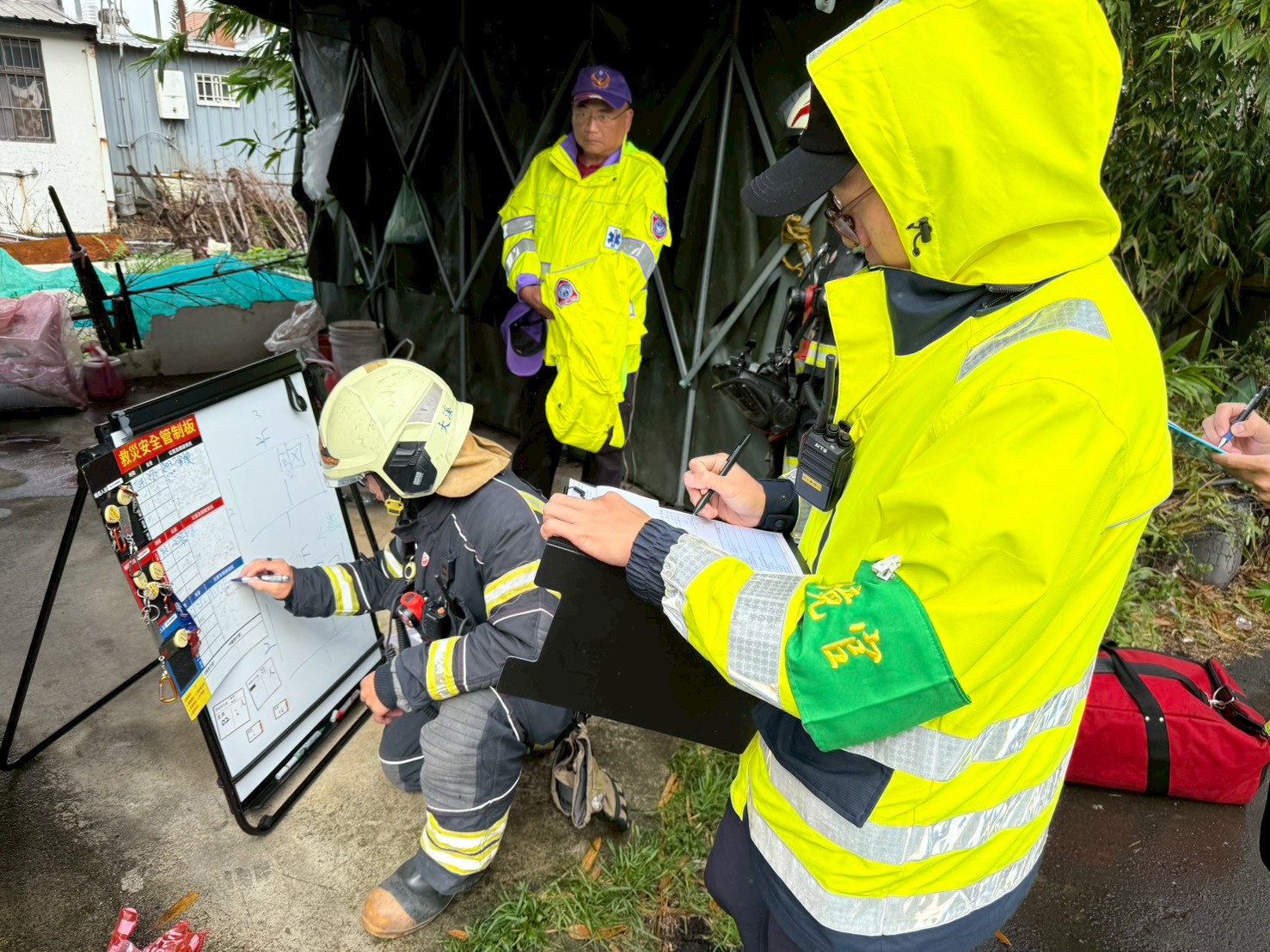 大溪消防分隊強化災害應變能力 前進長照中心逼真模擬病房火警 545445 1