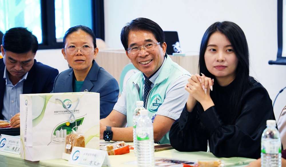 柬埔寨日興國際等三校參訪世紀綠能工商 新南向政策辦學桃園拔頭籌