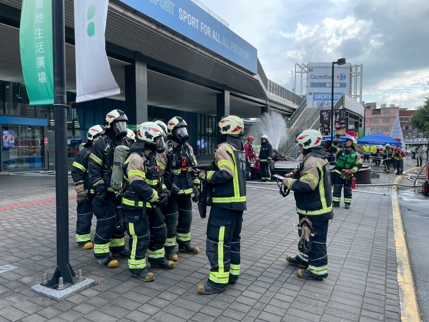 桃消大湳分隊攜手賣場舉辦演練 強化火災應變流程 545fwr 11