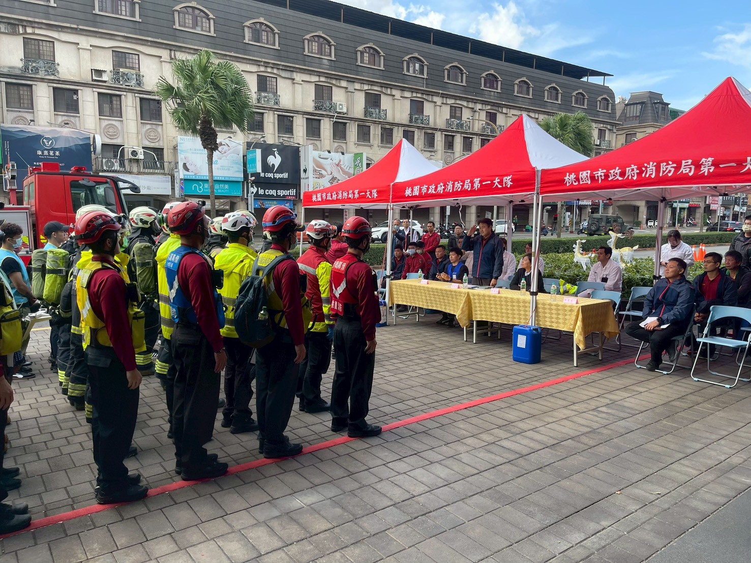 桃消大湳分隊攜手賣場舉辦演練 強化火災應變流程 545fwr 16