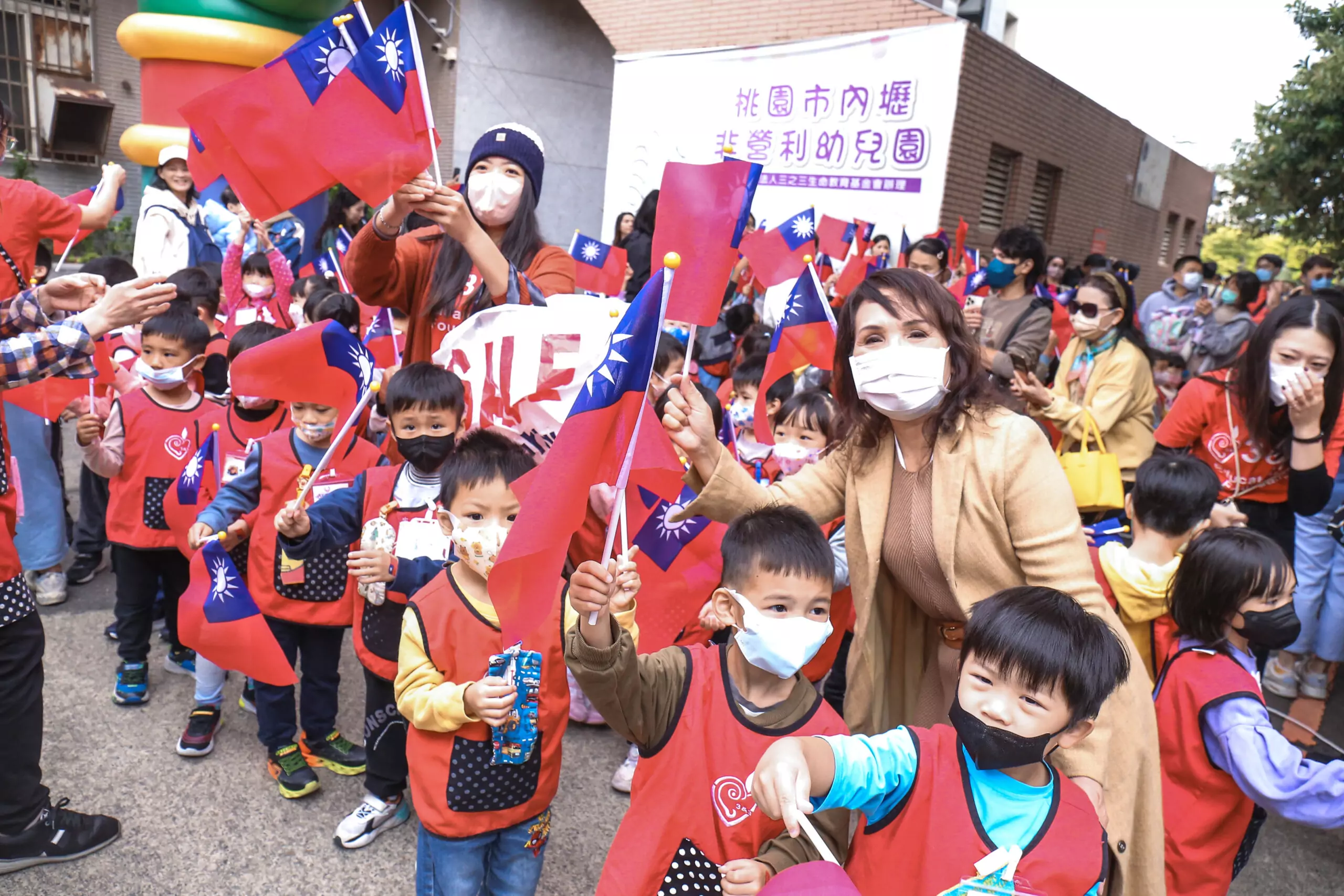 陸軍3支部攜手幼兒園辦「承勤盃」親子同樂感受國軍魅力 589354134588096907 0 scaled