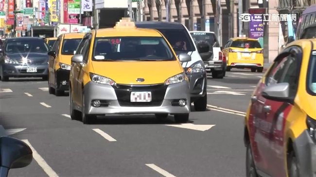 車貼「1貼紙」免費領整箱飲料!他:傳說是真的