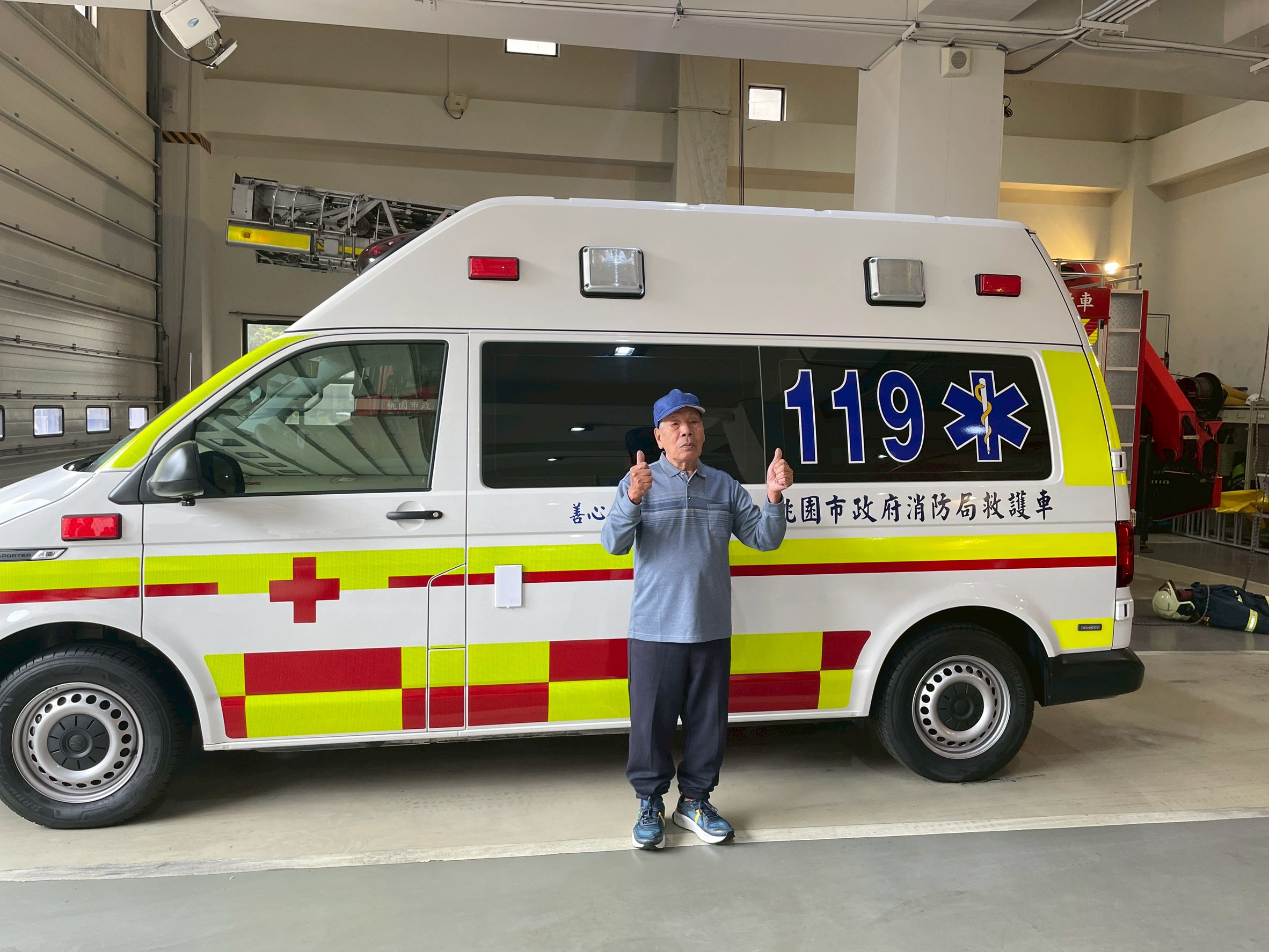 桃消大湳分隊獲捐贈「高頂救護車」 為守護市民生命安全注入新動能 656fdaqed 2