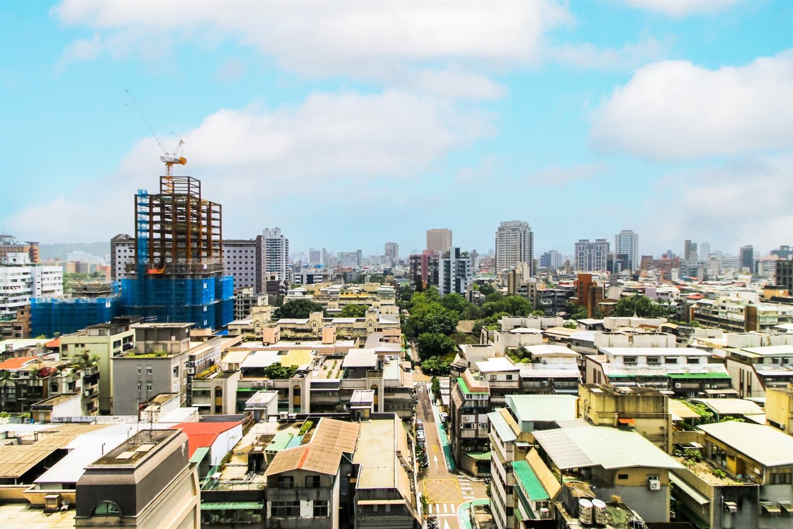 薪資漲幅追不了預售房價上漲速度 「這縣市」購屋壓力持續創高!