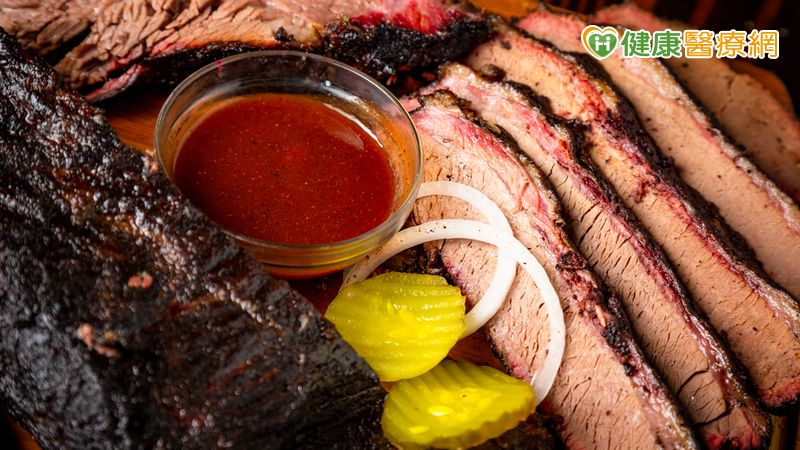 胃不舒服總當胃炎?幽門桿菌、飲食習慣都和胃癌風險有關