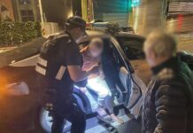 平鎮老翁凌晨獨自徘徊「臉色發白」 巡警急上前關心