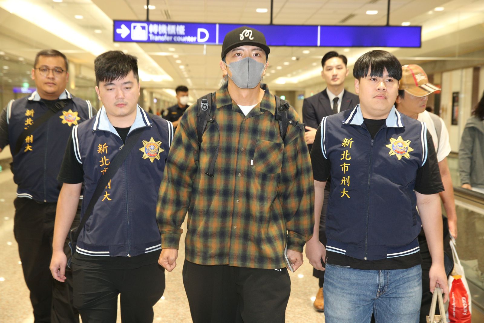 坤達閃兵不到1個月光速復工《玩很大》 打臉吳宗憲「閉門反省」說