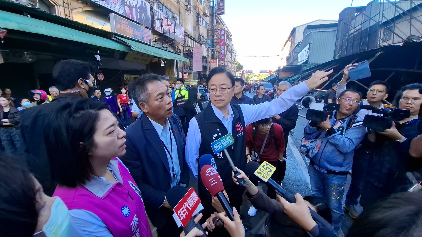 桃園南門市場數百攤位燒毀 張善政:尋找地點設立中繼市場 92032 0