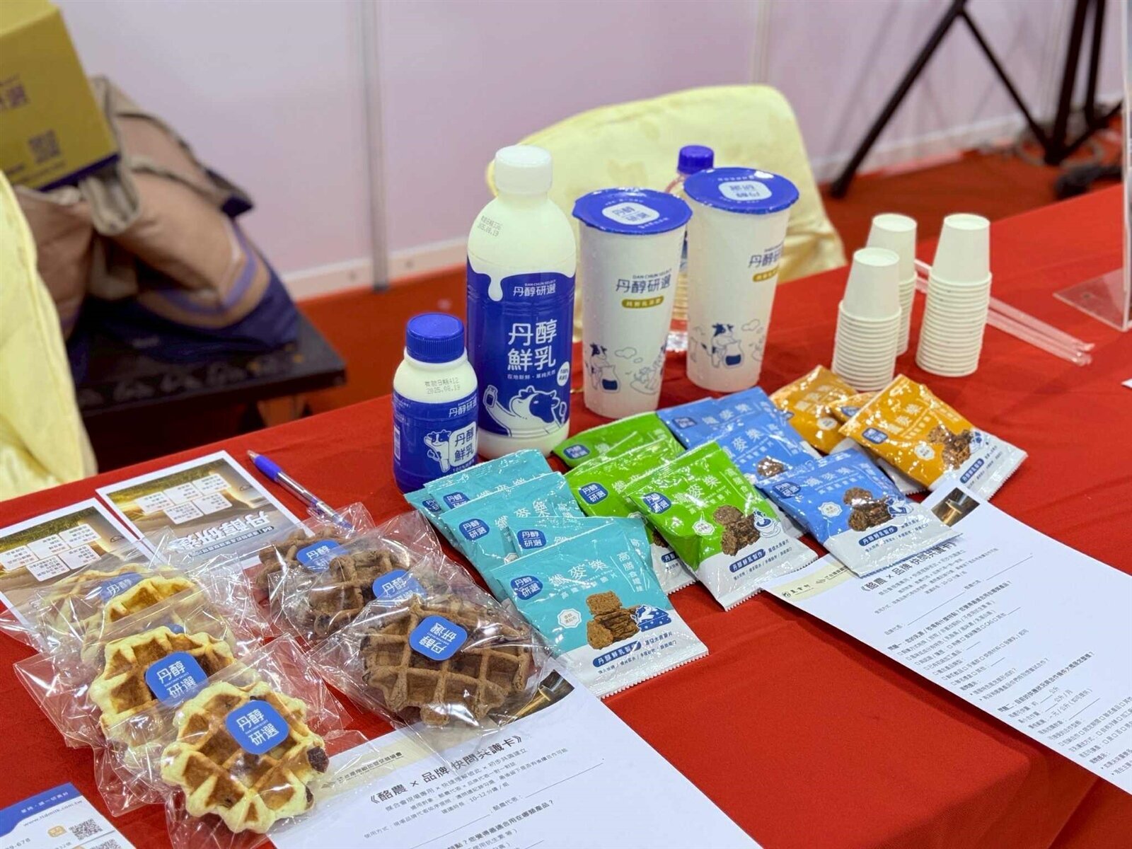 國產鮮乳形象升級 啟動新標章全民票選