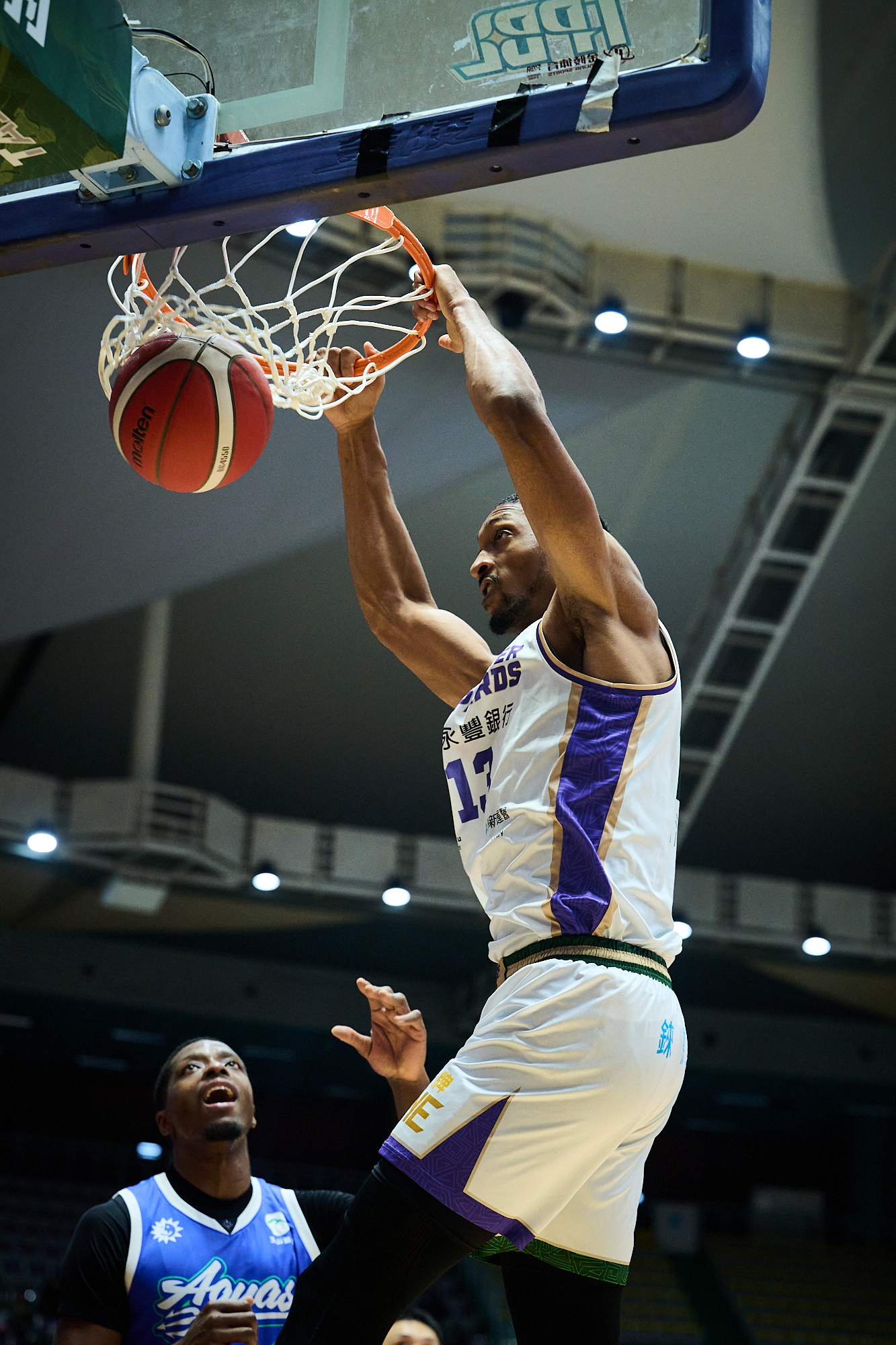 本季首敗!台啤永豐雲豹激戰高雄海神 6連勝遭中止 DSC 9174