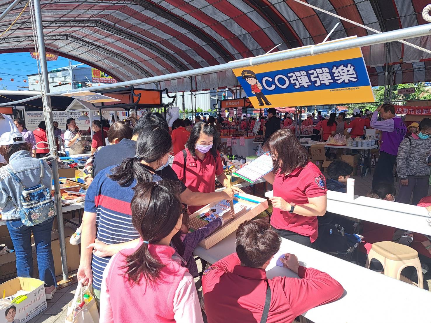 桃消大竹分隊攜手龍德宮辦「龍德熱血祭」寓教於樂提升防災意識 S 140206100 0