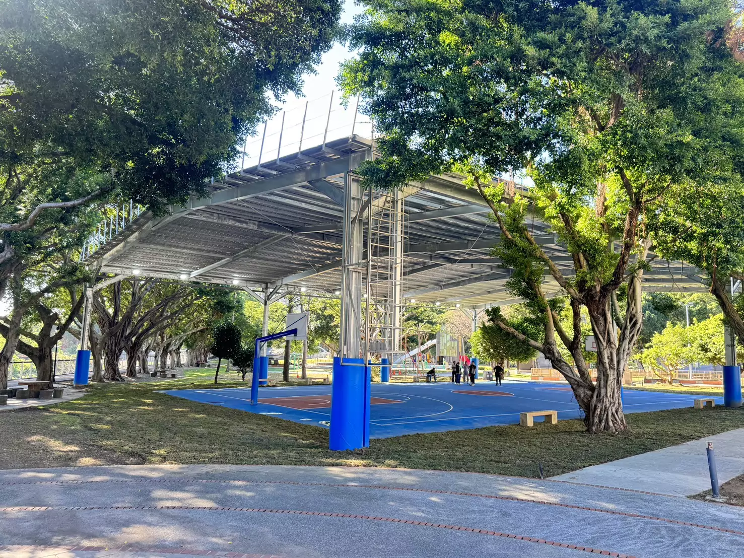 運動風雨無阻!桃園龜山中正公園光電天幕籃球場啟用 S 269828100 0