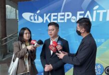 衛浴進口修繕商承攬國防部標案?凌濤:小吃店買快篩翻版