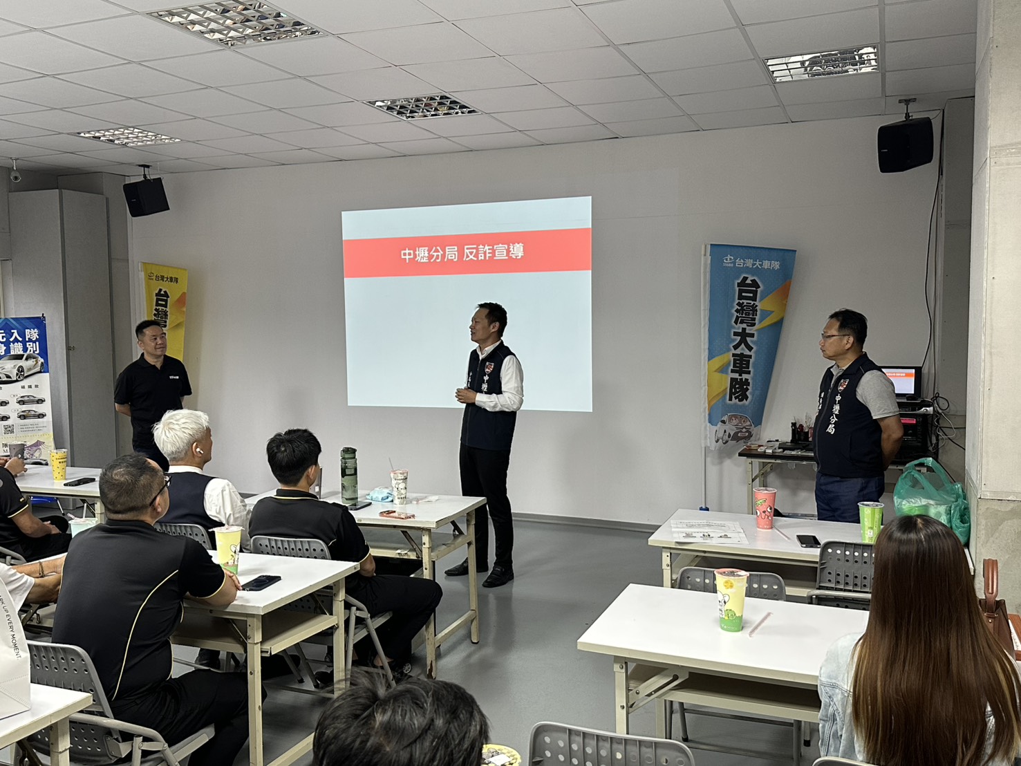 小黃司機成逮捕車手關鍵角色!中壢分局:今年已有4名運將立大功 S 49340427 0 0