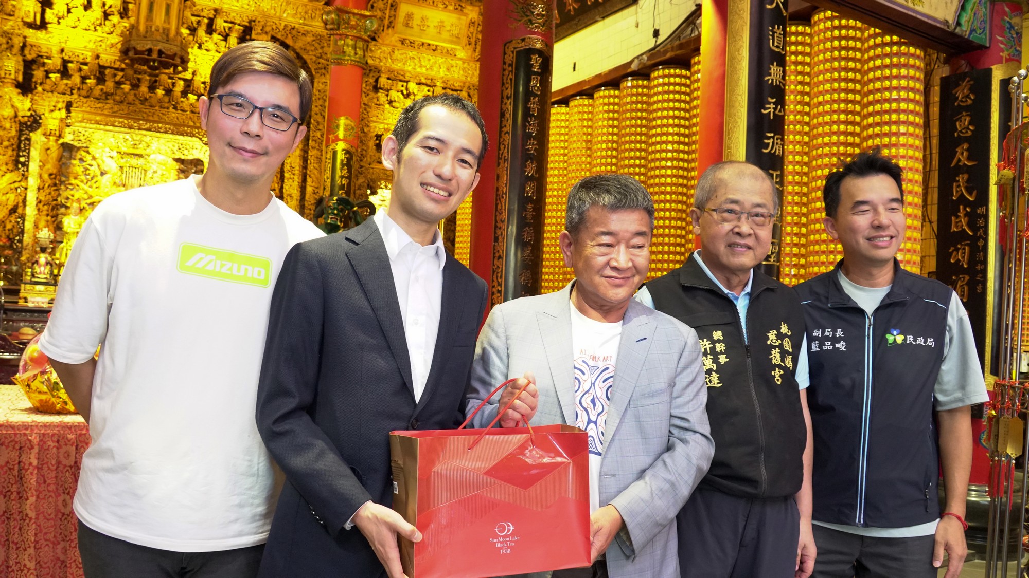 樂天奪冠後赴慈護宮還願 宗教與棒球擦出溫暖火花 S 65217241 0