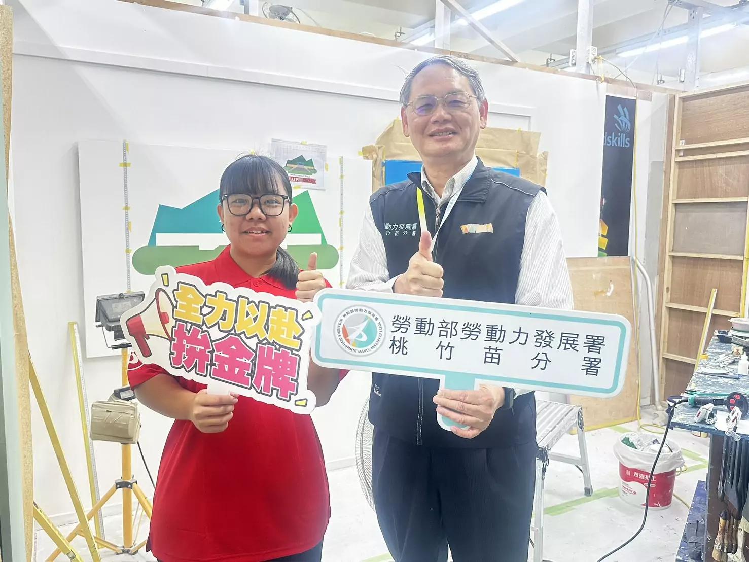 桃竹苗分署16歲選手出戰亞洲技能競賽 力拼漆作金牌續留台灣 桃竹苗分署16歲選手出戰亞洲技能競賽 力拼漆作金牌續留台灣