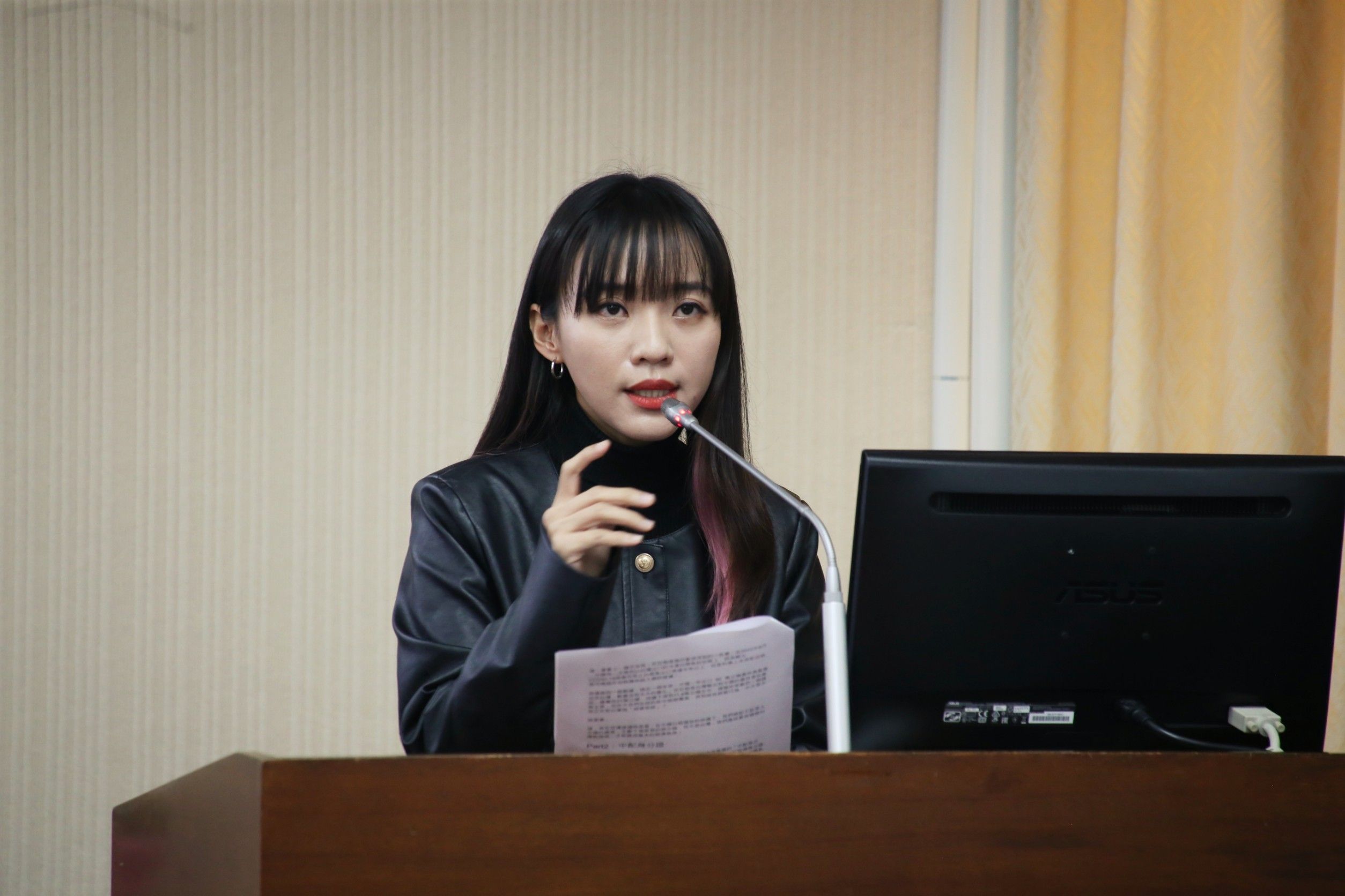 極端帳號嘲諷大火 黃捷為香港祈福:多數台灣人真摯關心