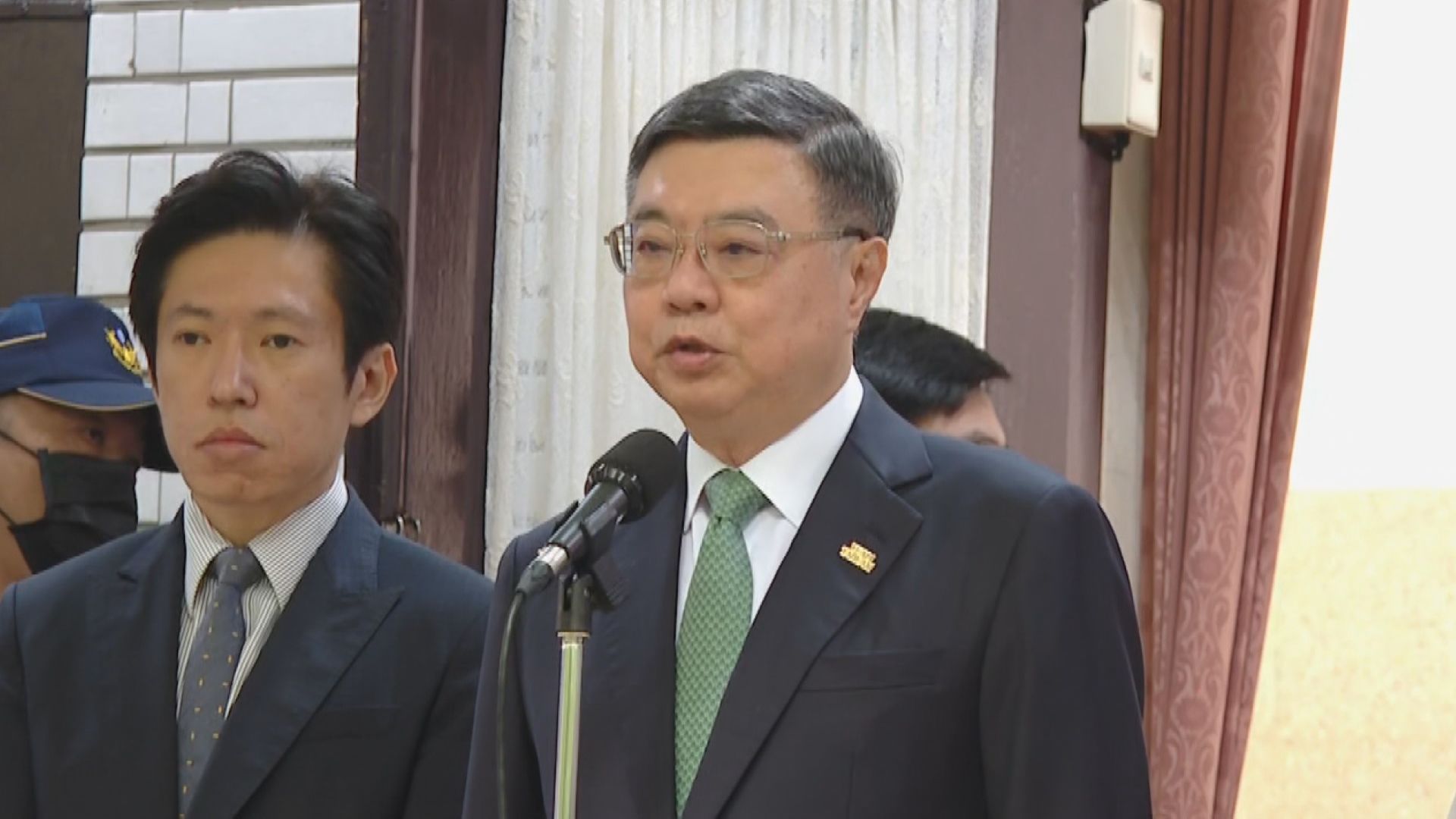 鄭麗文稱「普丁不是獨裁者」 卓榮泰:她有獨裁心態