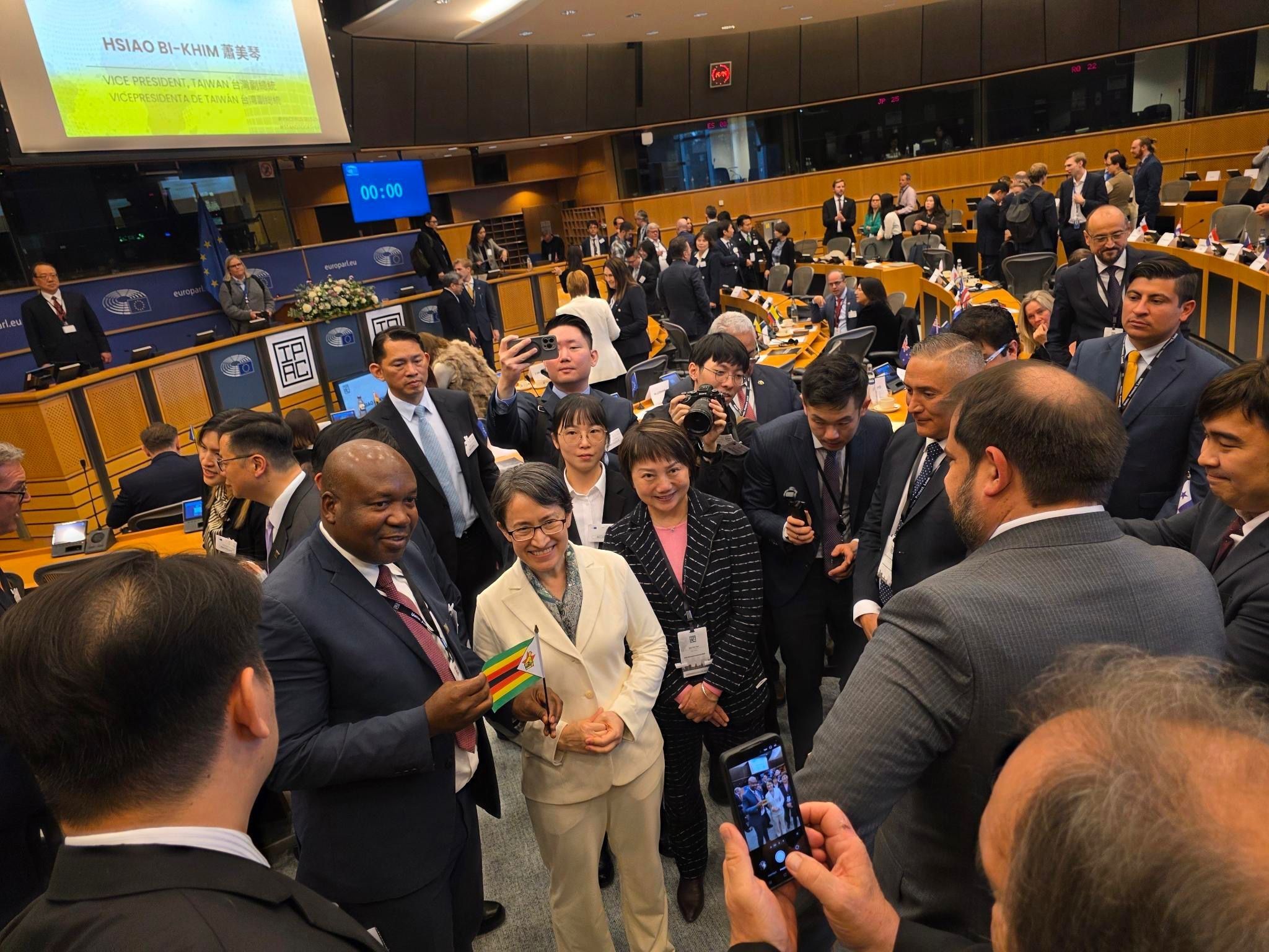 蕭美琴IPAC歐洲議會演說為何保密到家? 范雲獨家揭2大關鍵