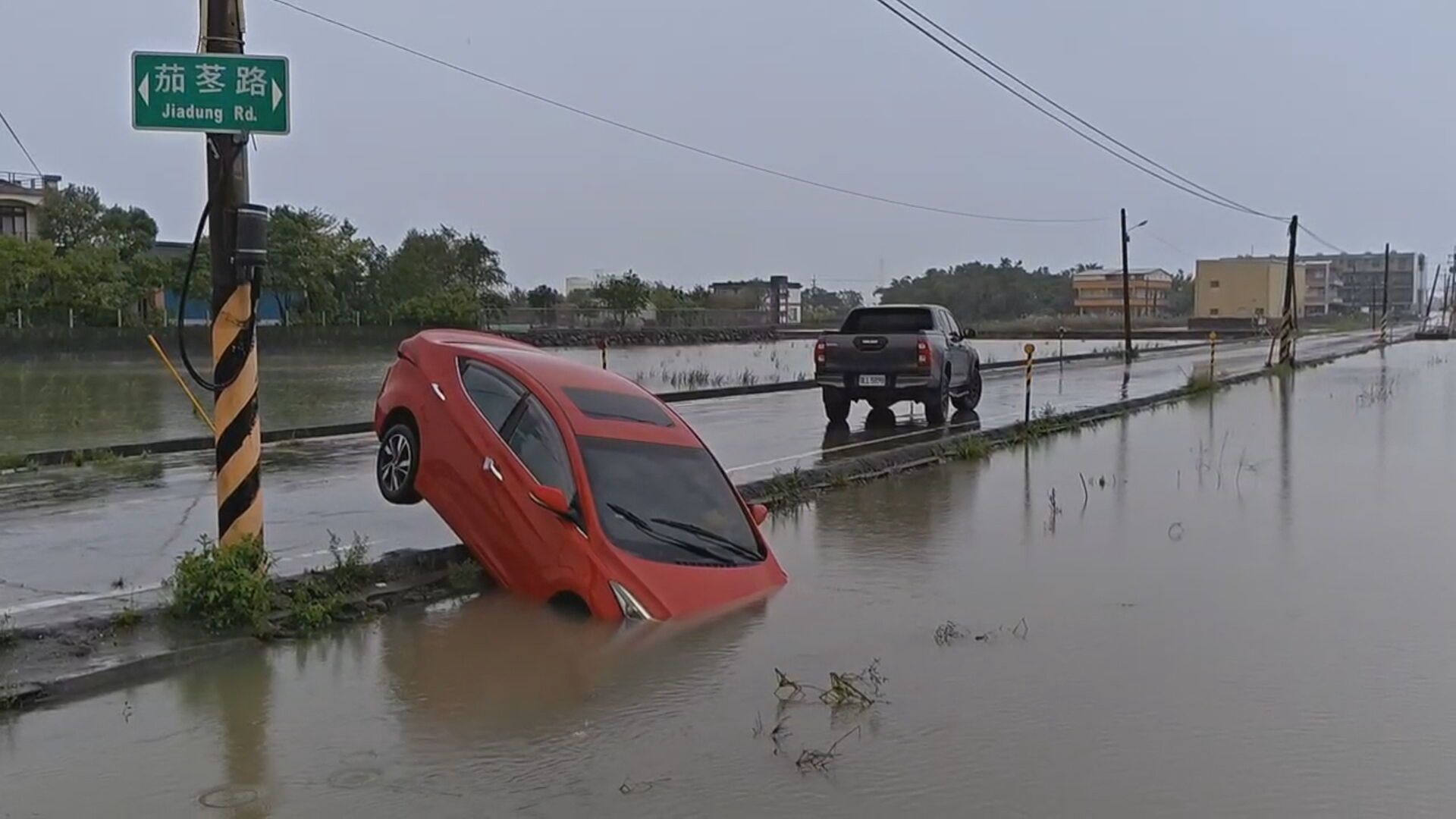 蘇澳居民嘆如光復2.0 鏟子超人出動5/大雨毀家園「水淹及腰」 受災戶驚嚇跑二樓逃命
