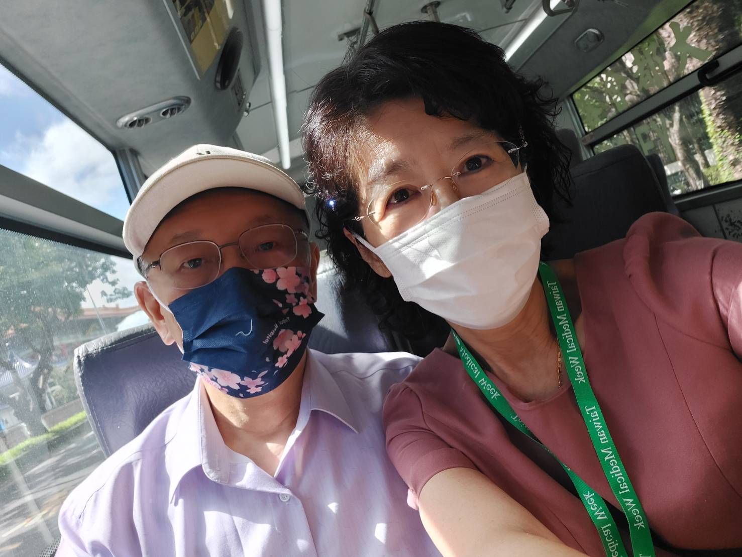 陳佩琪被腳鐐充電線絆倒超怒 拿柯文哲案與太子集團詐騙案比較