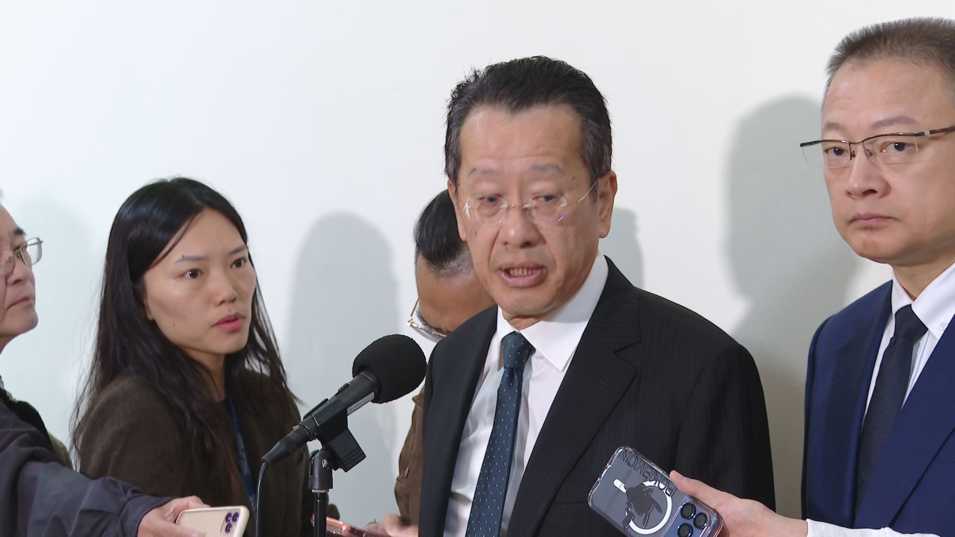 共艦排字「從從容容」 顧立雄指中國高層頻消失:台灣民主更從容