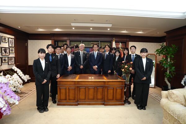 黃國昌訪日「獲邀入高市辦公室」 自民黨眾議員:我們都是挺台派