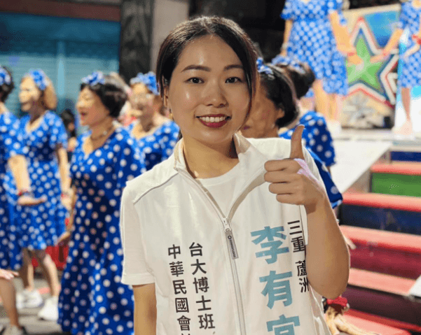 民眾黨發言人李有宜勤跑行程突宣布「退黨」 稱專注博士學業