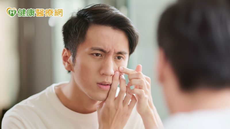 高三生壓力大狂嗑炸雞、手搖「吃出滿臉痘」 !醫教甩爛臉秘訣