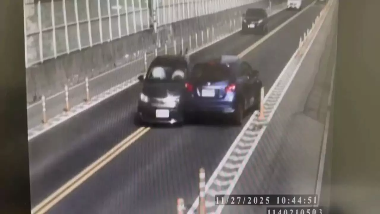 【有片】跨越雙黃線釀禍!平鎮中豐陸橋3車撞成一團 【有片】跨越雙黃線釀禍!平鎮中豐陸橋3車撞成一團