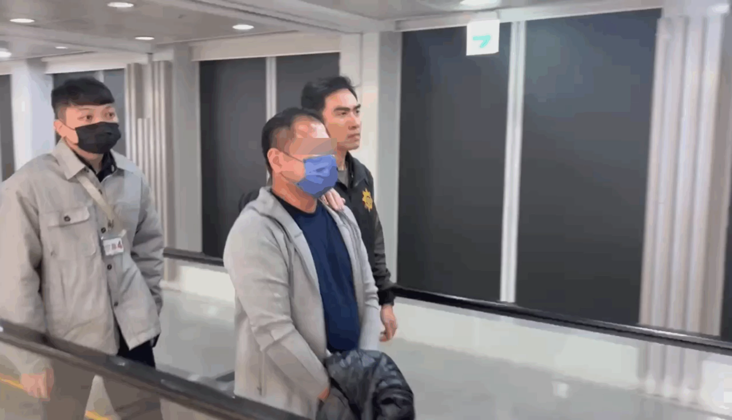 殺人通緝犯潛逃印尼躲藏10多年 遭押解回台服刑 殺人通緝犯潛逃印尼躲藏10多年 遭押解回台服刑