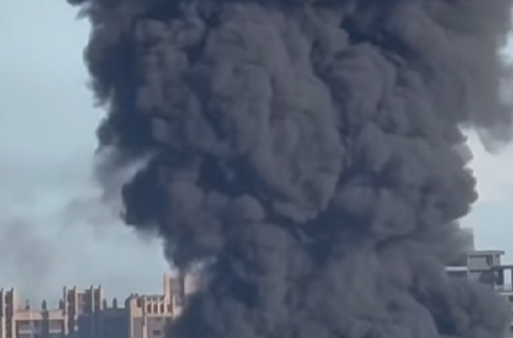 桃園蘆竹回收廠火警 大量濃黑煙直竄天際