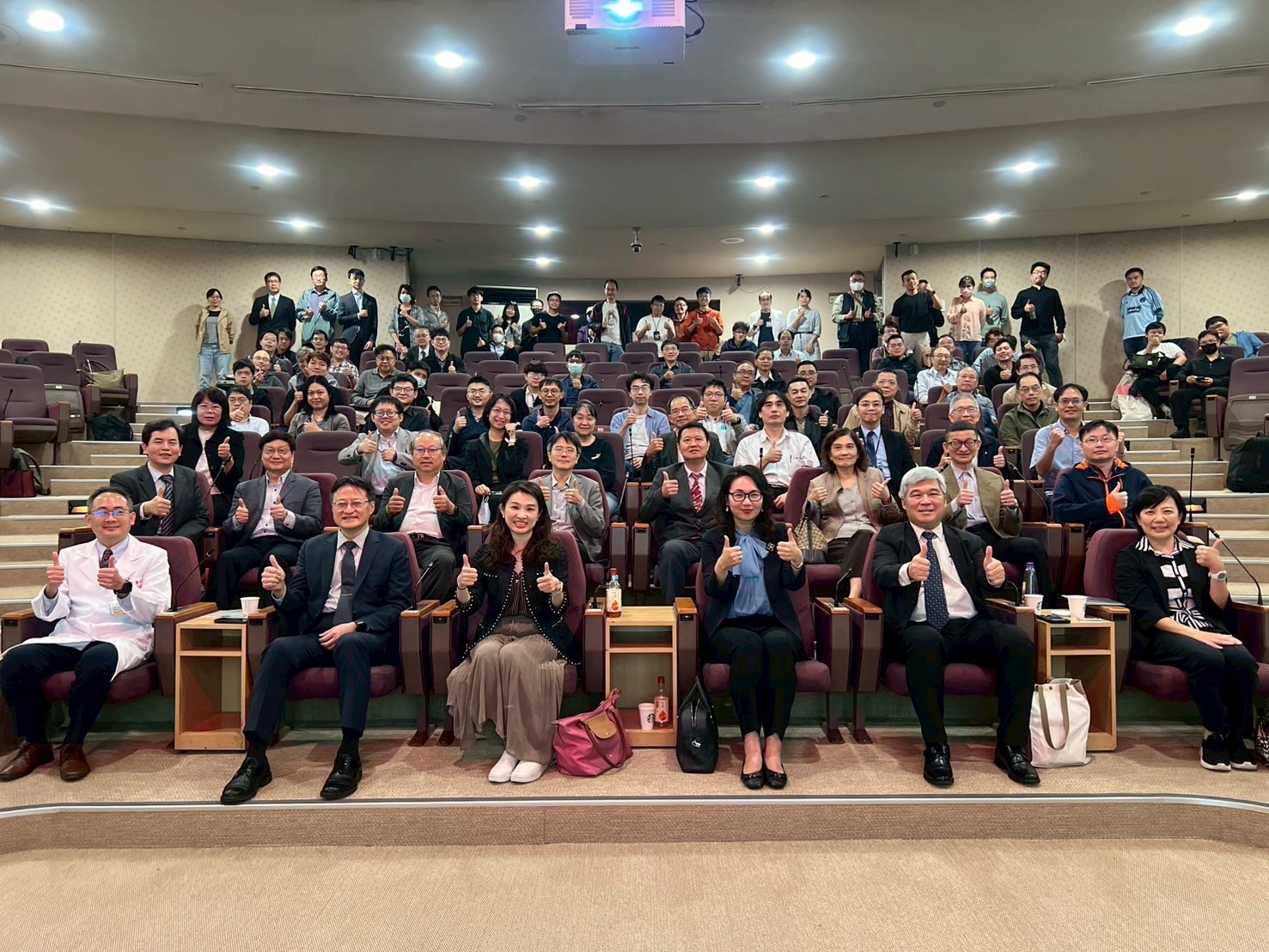 台灣成癮學會年會盛大登場 專家學者齊聚提升防治體系韌性 hyw6t56w