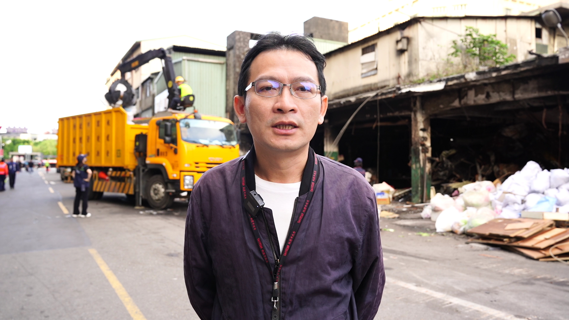 桃園南門市場啟動災損區域拆除工程 預計明年1月初原地重建完成 vs251117 011