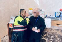 8旬翁突發失智中壢社宅內徘徊 胸前「這物」成功助他回家